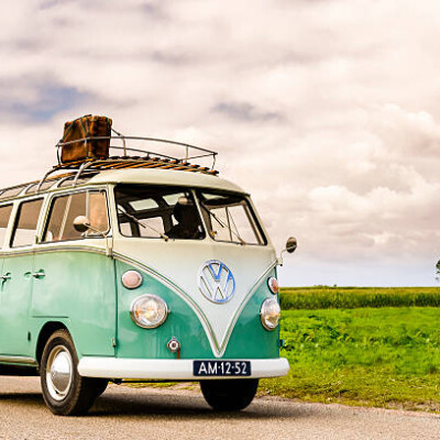 Le combi Volkswagen : une légende qui se réinvente en mode électrique ! cover