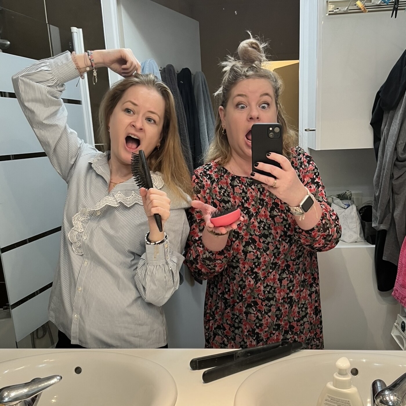 Sistermood