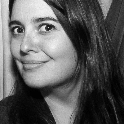 LENA GUERARD / PROGRAMMATRICE DE ROCK IN THE BARN / BOOKEUSE CHEZ FURAX cover