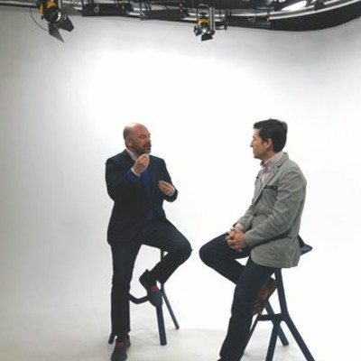 ¿Cómo aumentar las ventas usando redes sociales? I Podcast #8 inDIGITAL+ cover