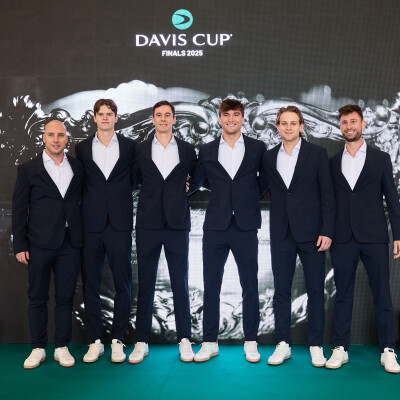 J-1 avant Belgique - France cover