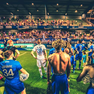 NUMÉRO 10 - Debrief du début de saison de l'ESTAC cover