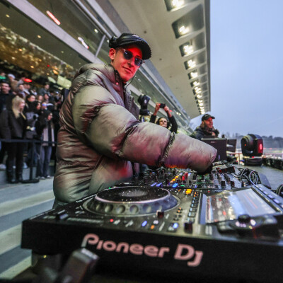 La folie douce alpine débarque dans la Capitale ! cover