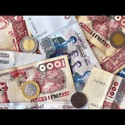 Interdiction du cash pour acheter des maisons et des voitures en Algérie : quelle bêtise de Tebboune cover