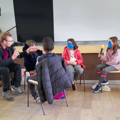 Quand les enfants débattent des déchets plastiques... cover