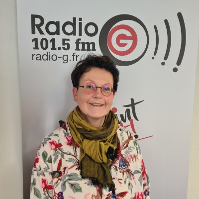 Découvrez l'univers d'Armelle GH, artiste peintre et plasticienne cover