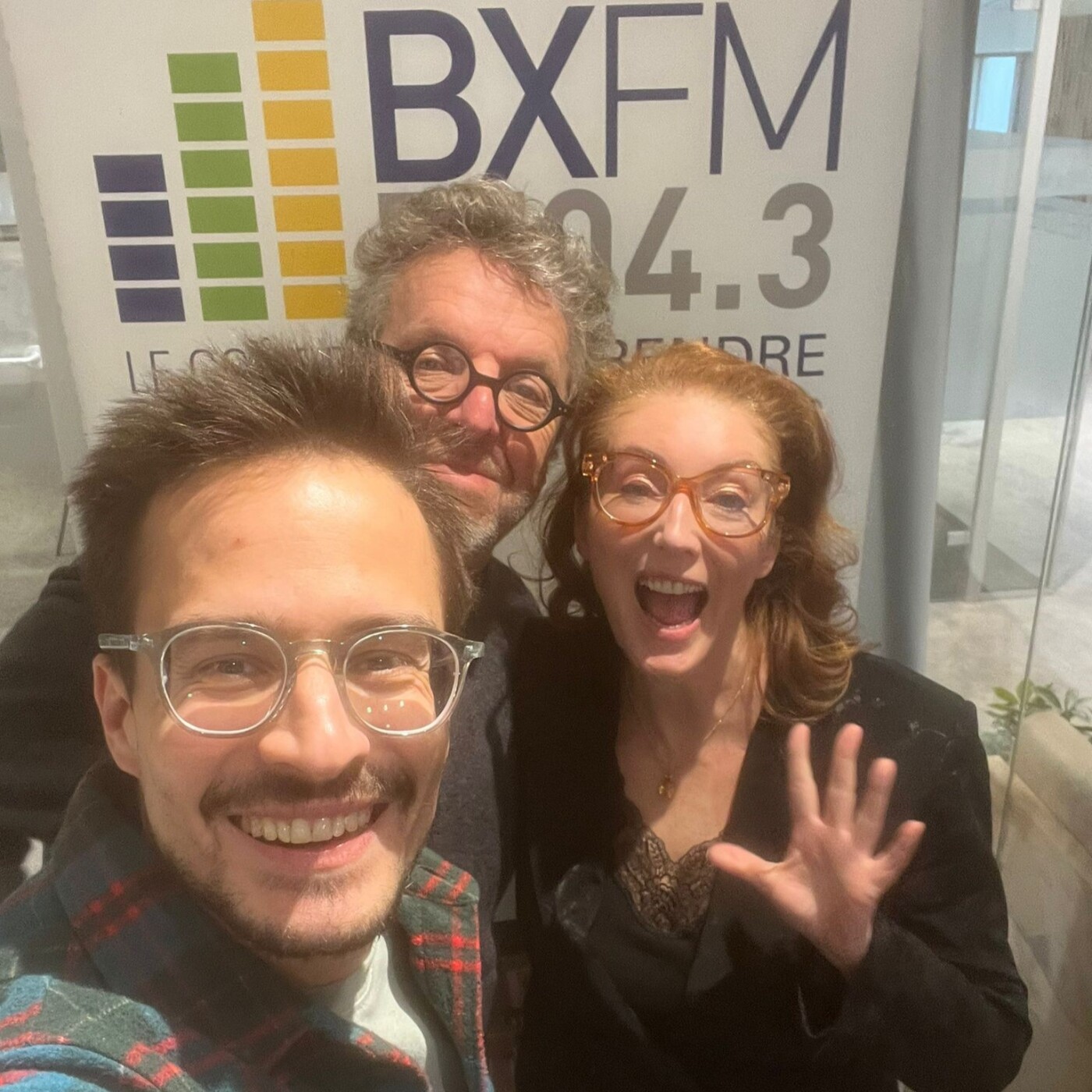 Podcast - Et si on shiftait - Karine Ysebrant - Changement des médias pubs episode artwork