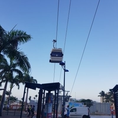 #3 Au pied du premier téléphérique urbain ultramarin cover