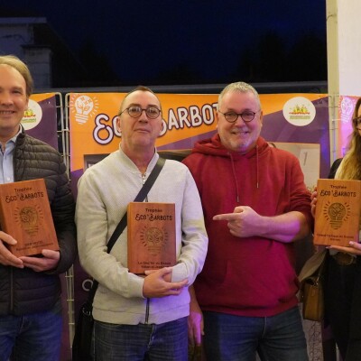 Depuis la place de la Claire à Gujan-Mestras, après la cérémonie, les lauréats des Défis Eco-Barbots nous livrent leurs impressions cover