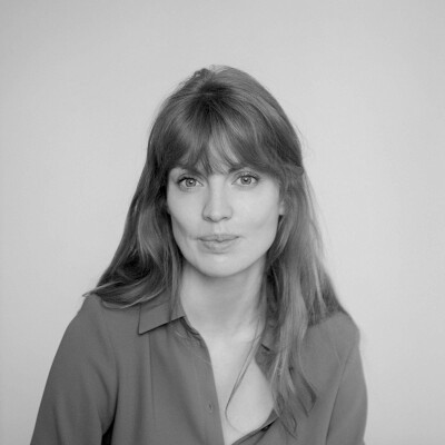#8 - Blandine Rinkel, écrivaine : « C'est tout le sens de ma vie : tâtonner » cover