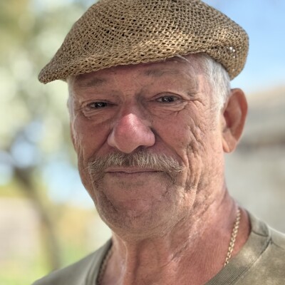 Jacques Carles, un défenseur des "cabanons" de Port Saint Louis du Rhône cover