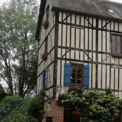 Le Moulin Amour cover