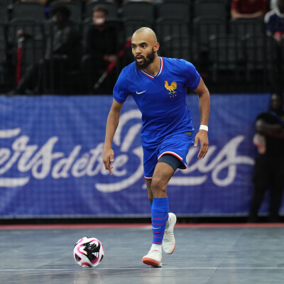 Ouassini Guirio, à toute vitesse cover