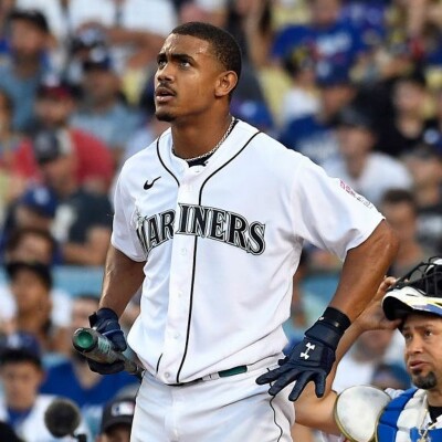 MLB: Últimas brigas por playoffs + Renovação de Rodriguez e WBC (Podcast The Playoffs #57) cover