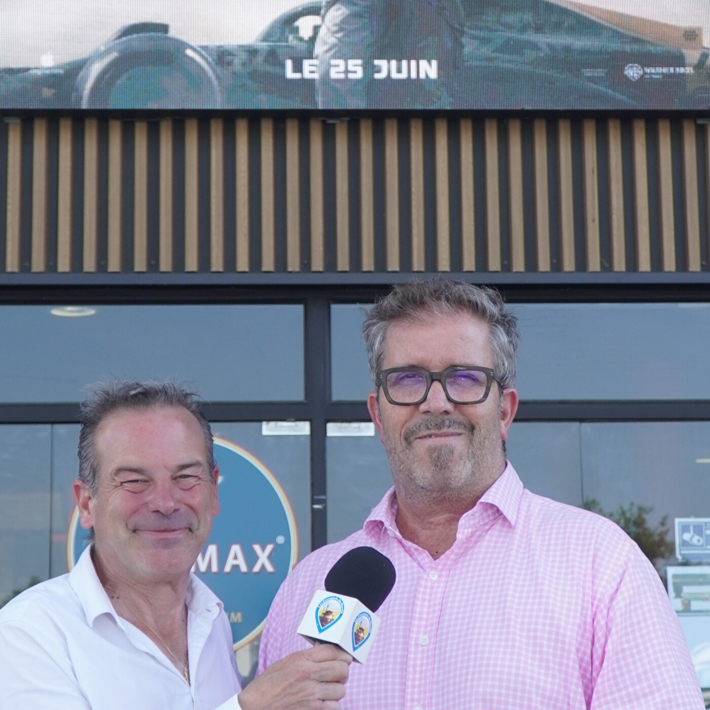 Patrick Gabet, le directeur des cinémas Grand Ecran La Teste et Arcachon nous présente 3 films, 2 avant-Premières et la finale du TOP 14 episode artwork