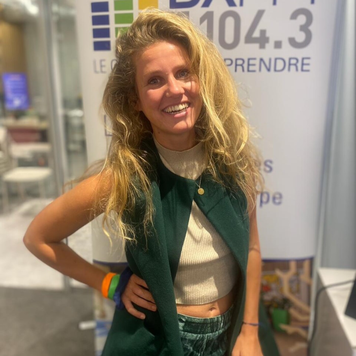 BXFM 104.3 || 100% Bruxelles || 100% Europe