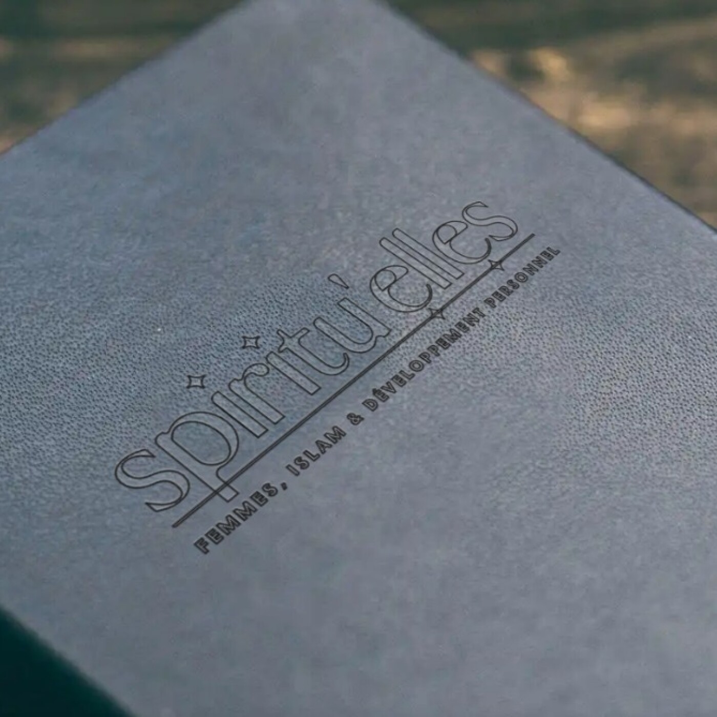 Episode 3 - ESPRIT CRITIQUE (CRITIQUE POSITIVE) +++ BONUS Episode 3 - ESPRIT CRITIQUE (CRITIQUE POSITIVE) +++ BONUS