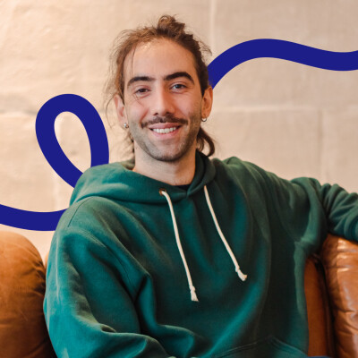 Théophile Laroussinie, CEO de Linkup Coaching : parcours d'un dirigeant inspirant qui navigue entre crises et défis de l'entrepreneuriat cover