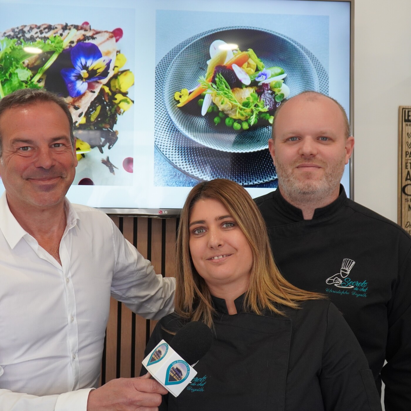 Depuis l'Aiguillon, le Chef Christophe Degeilh nous présente toutes les prestations qu'il propose avec sa structure Secrets de Chef episode artwork