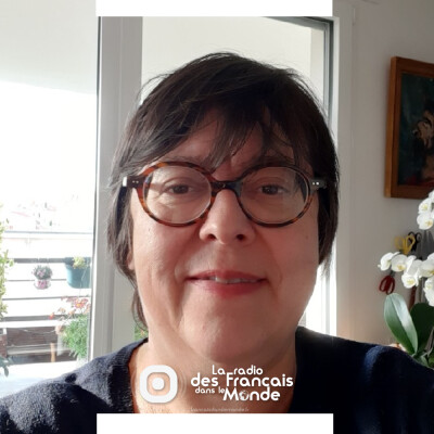 Emmanuelle est psychologue, elle apporte son expérience au service des Français expatriés cover