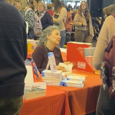 Ena Fitzbel, l'Alsace et Noël au coeur de ses livres cover