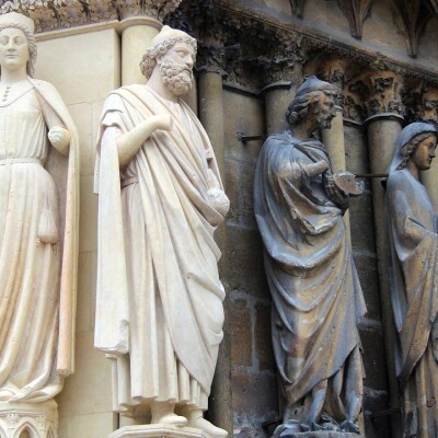 La sainteté, c'est notre vocation cover