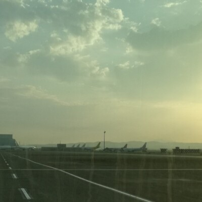 Chapitre 1 : Dans l'enfer des villes, je me dérobe cover