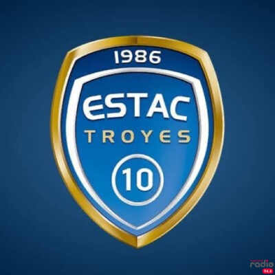 L'INFO SPORT - L’ESTAC reste en Ligue 2 cover